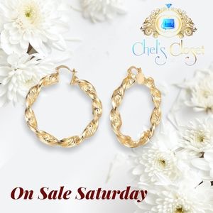 GOLD  Swirl Earrings